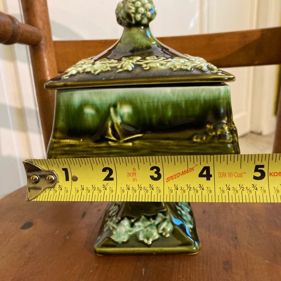 Vintage Green Ceramic 1950s Compote with Sailing Boat Detail - Japan - Picture 6 of 10